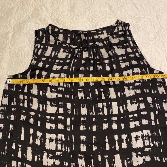 Nine West Black Sleeveless Blouse Size L - Picture 10 of 11